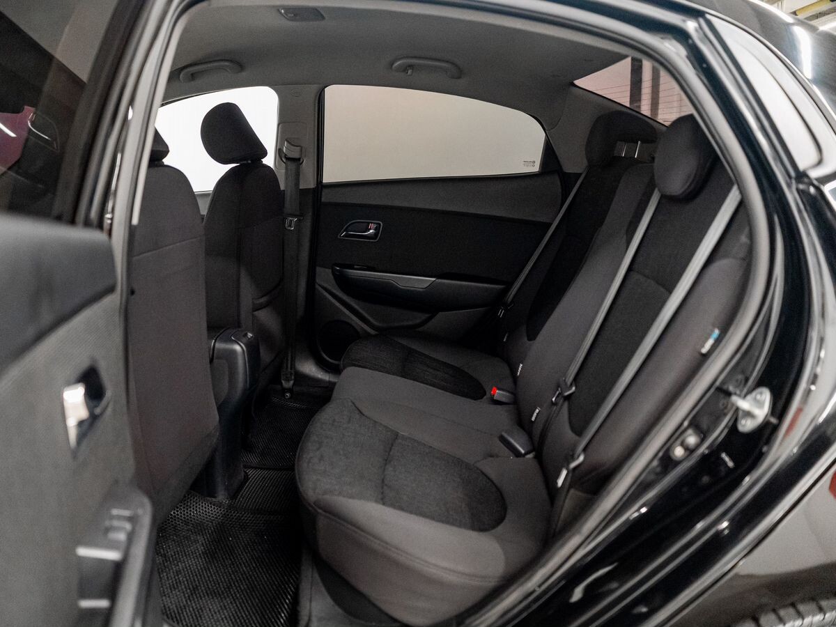 Kia Rio 2011 - фото автомобиля