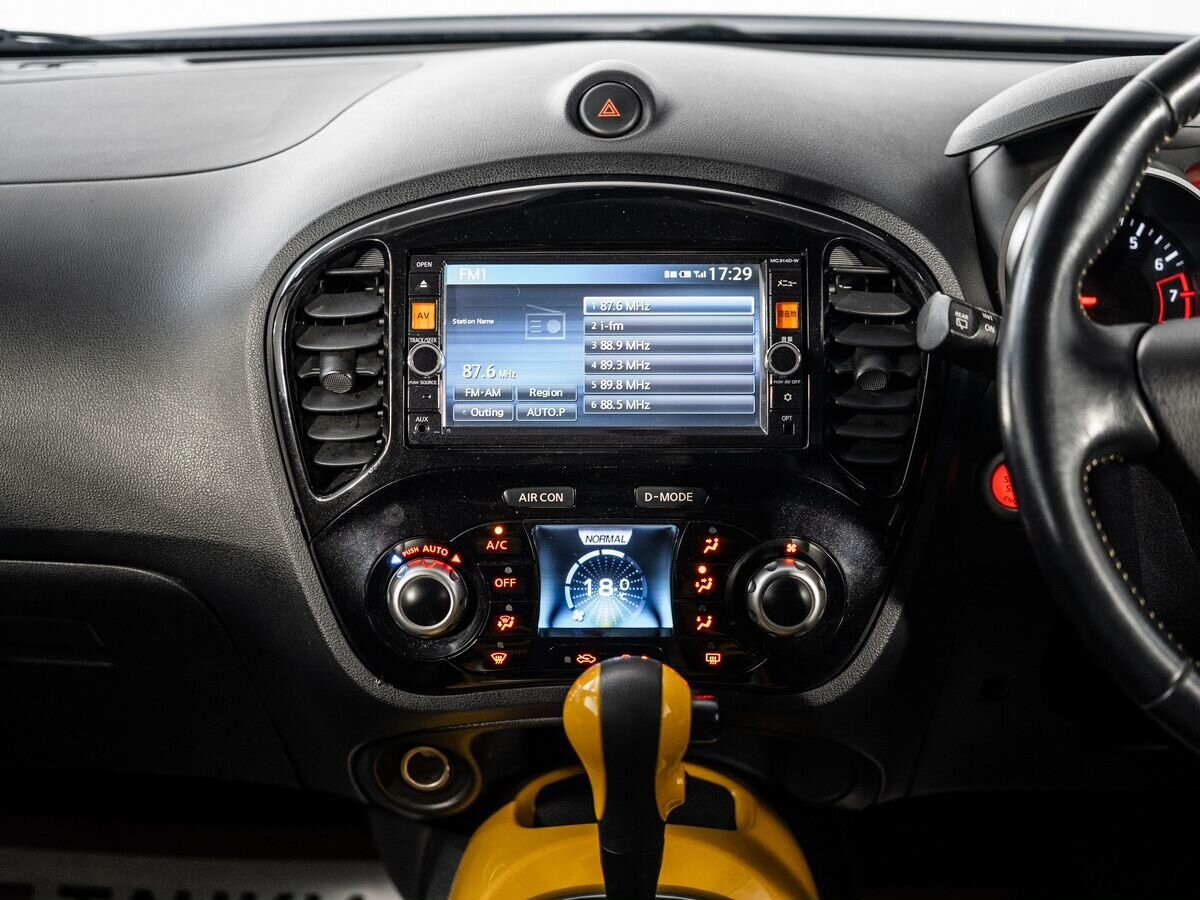 Nissan Juke 2015 - фото автомобиля