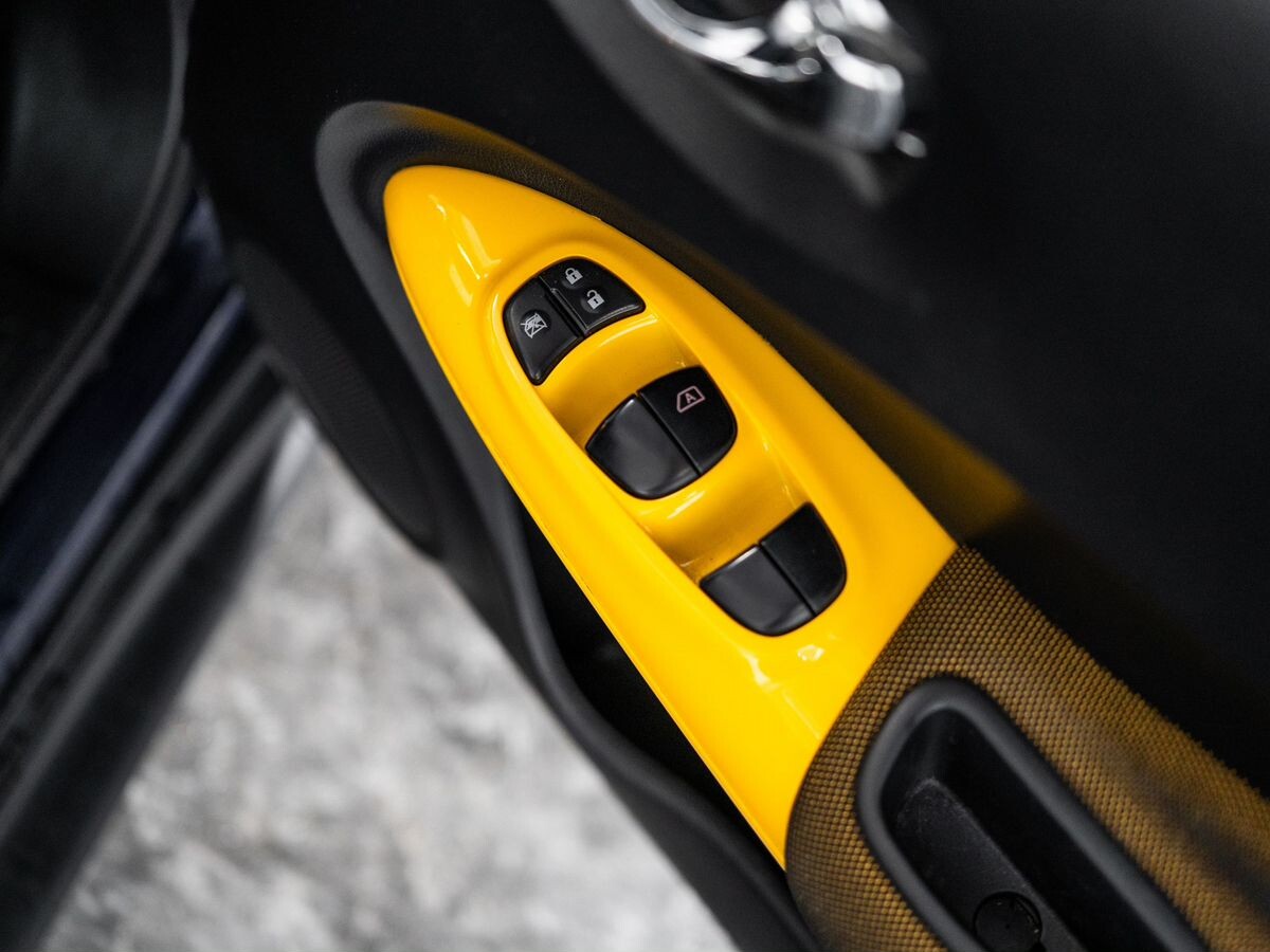 Nissan Juke 2015 - фото автомобиля