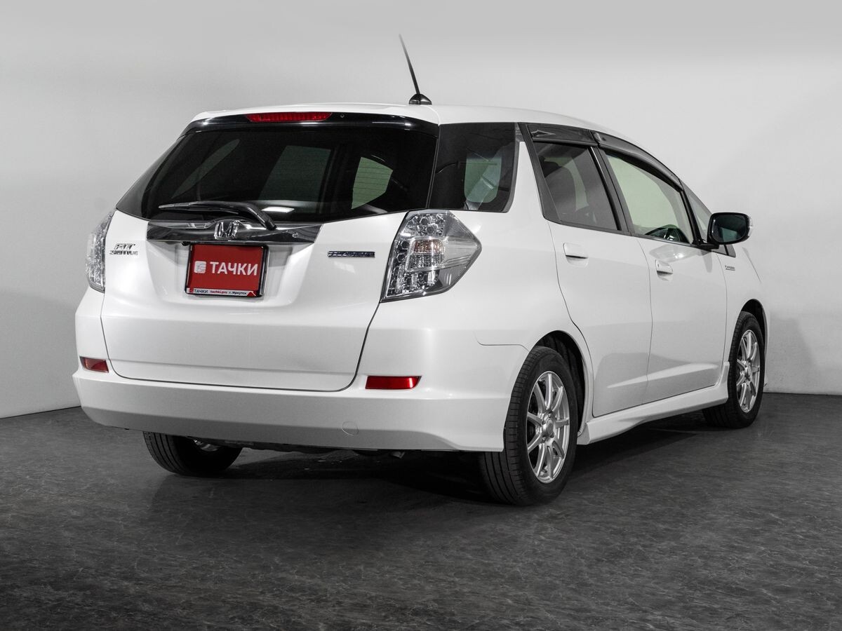 Honda Fit Shuttle 2012 - фото автомобиля