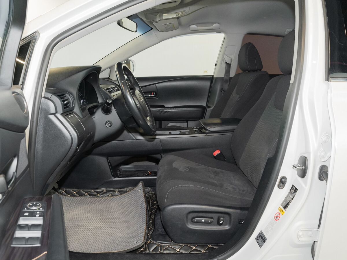 Lexus RX270 2013 - фото автомобиля