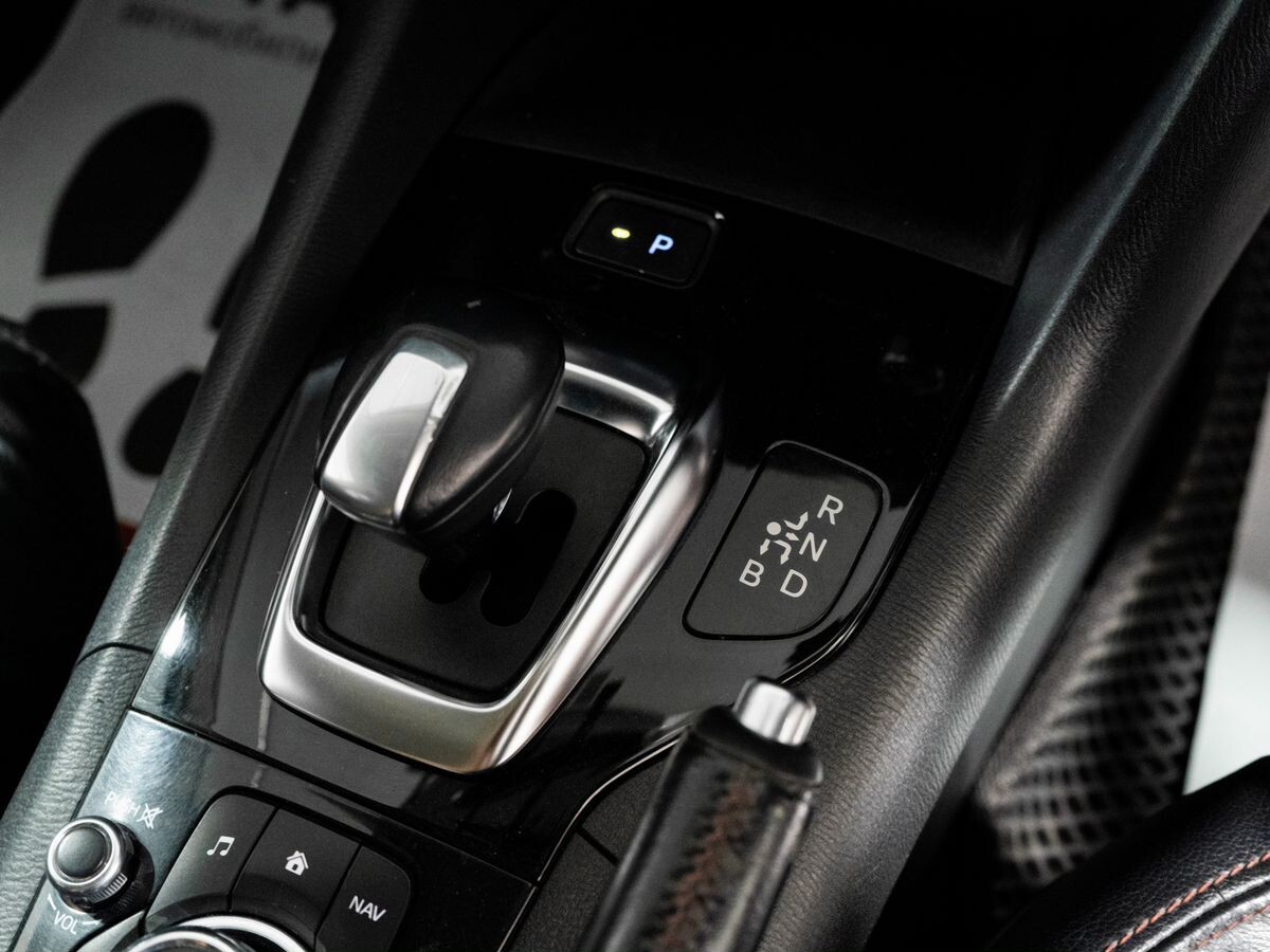Mazda Axela 2013 - фото автомобиля