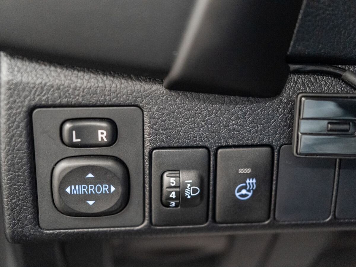 Toyota Corolla 2016 - фото автомобиля