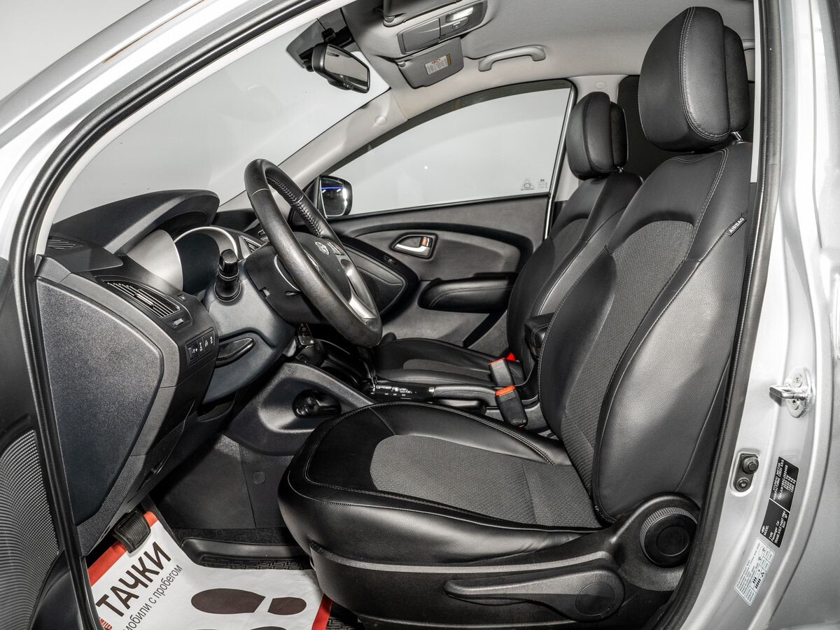 Hyundai ix35 2012 - фото автомобиля