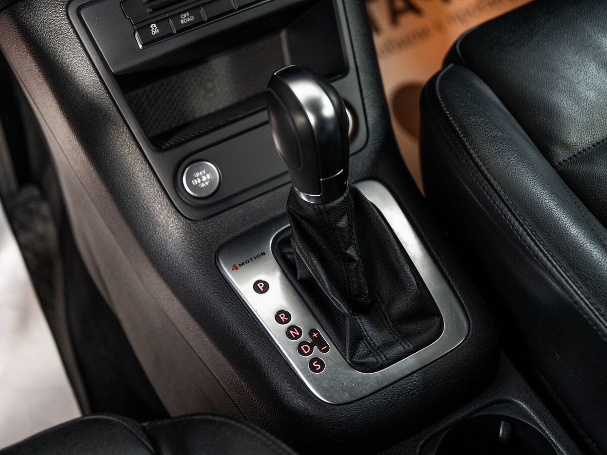 Volkswagen Tiguan 2013 - фото автомобиля