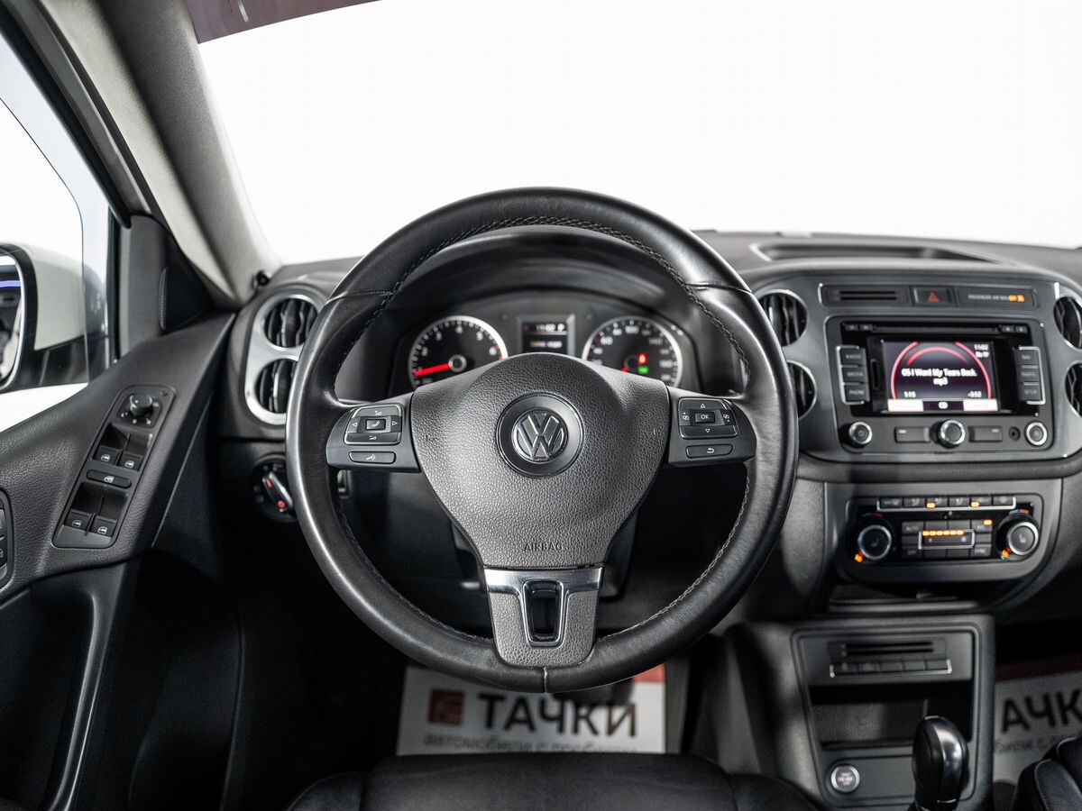 Volkswagen Tiguan 2013 - фото автомобиля