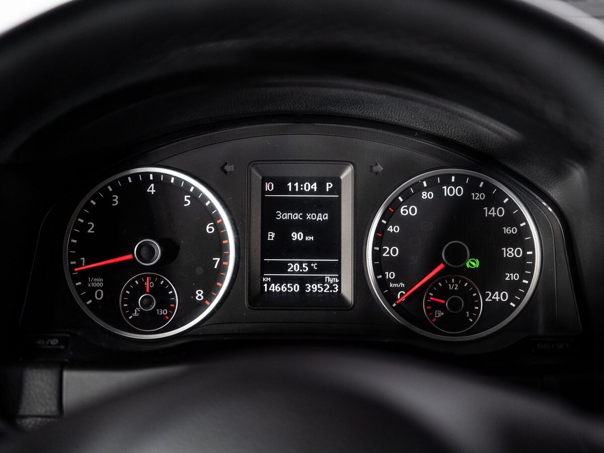 Volkswagen Tiguan 2013 - фото автомобиля