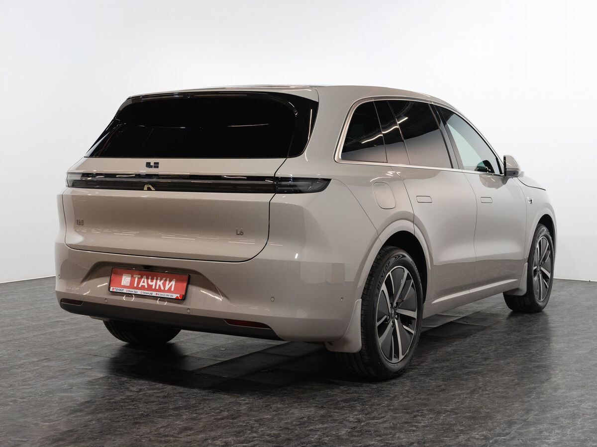 Li L6 2024 - фото автомобиля