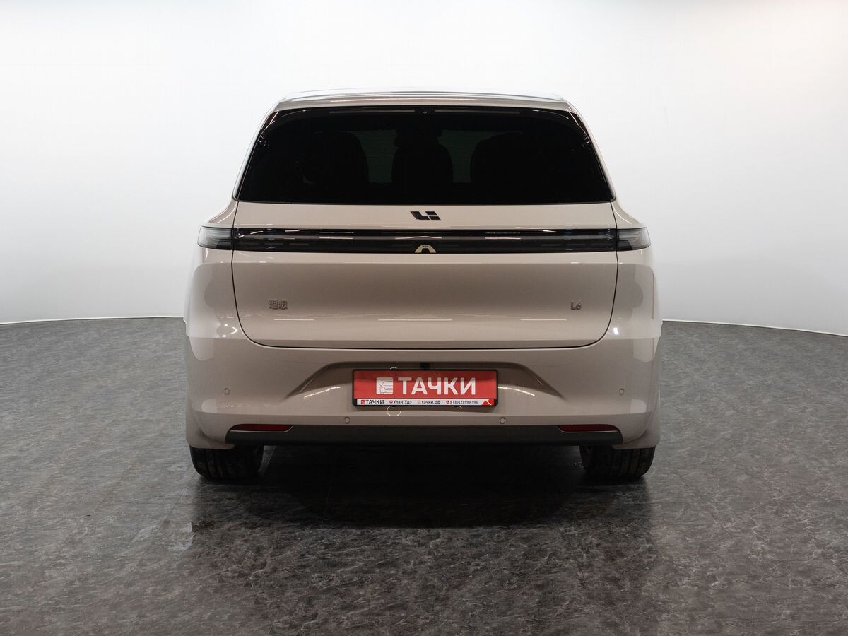 Li L6 2024 - фото автомобиля