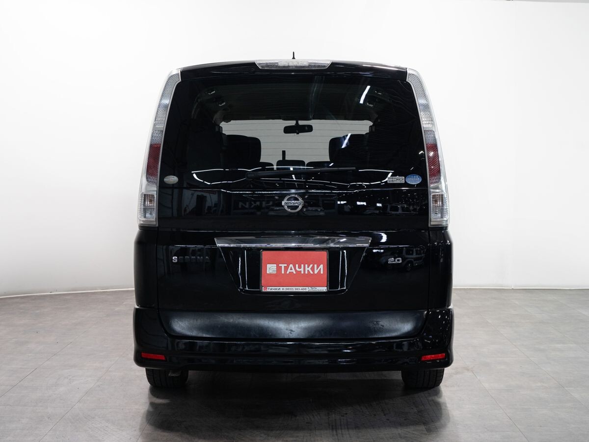 Nissan Serena 2010 - фото автомобиля