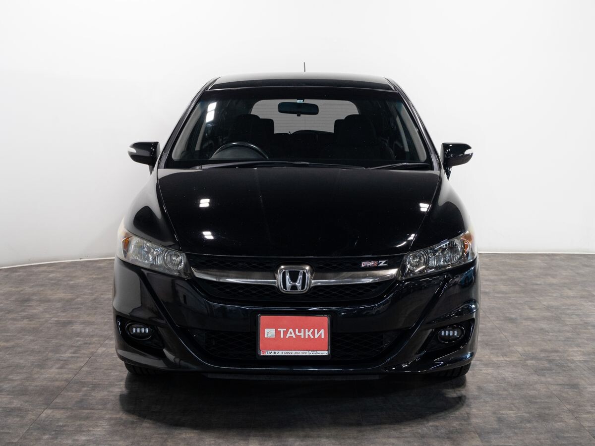 Honda Stream 2009 - фото автомобиля