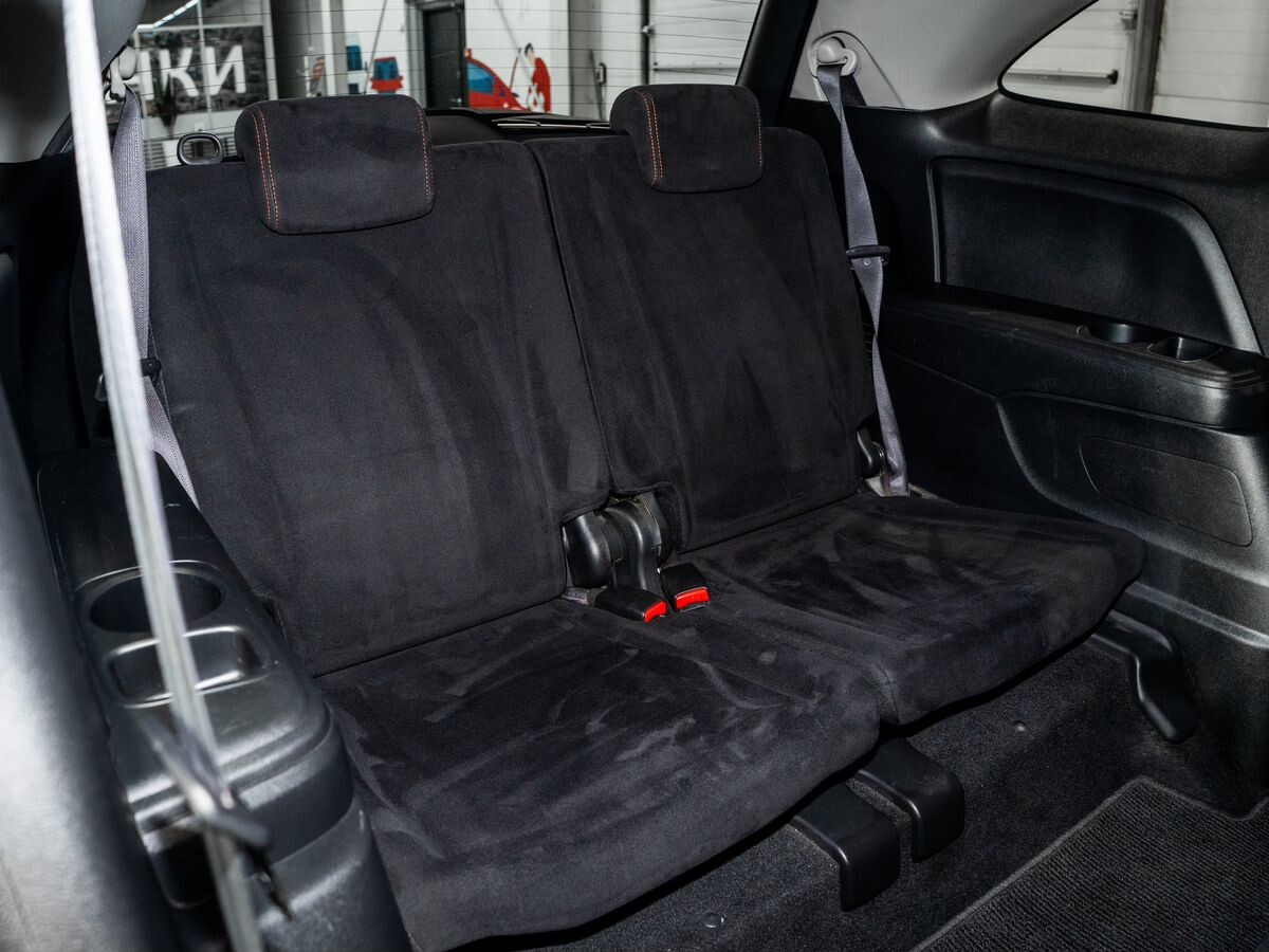 Honda Stream 2009 - фото автомобиля
