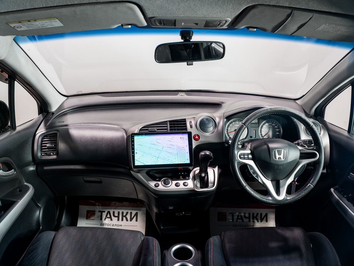 Honda Stream 2009 - фото автомобиля