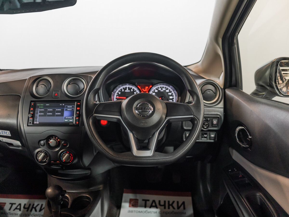 Nissan Note 2020 - фото автомобиля