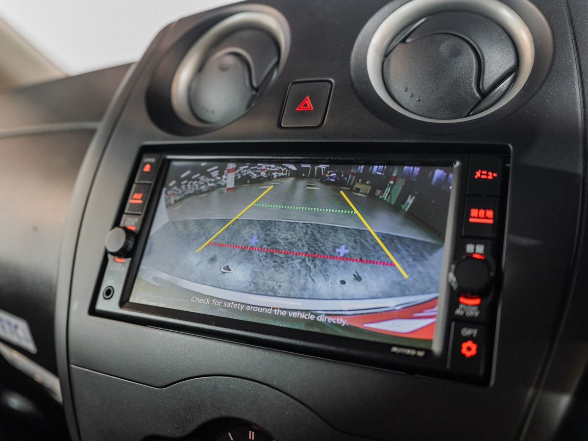 Nissan Note 2020 - фото автомобиля