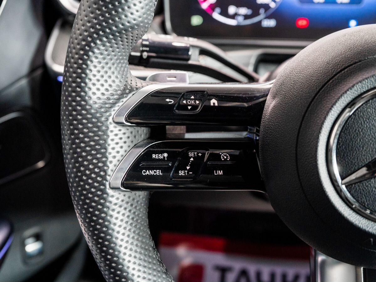 Mercedes-Benz C-Class 2022 - фото автомобиля