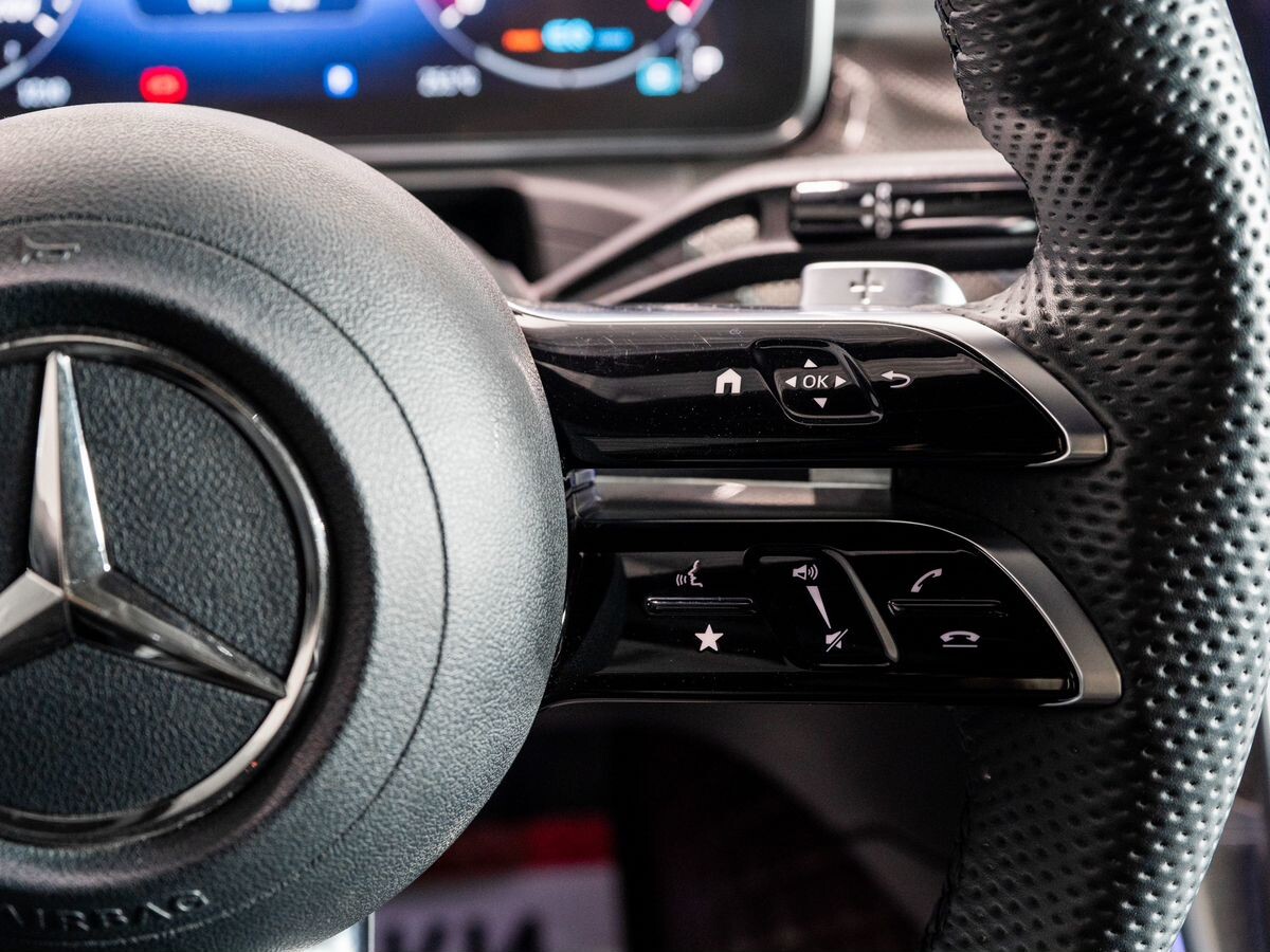 Mercedes-Benz C-Class 2022 - фото автомобиля