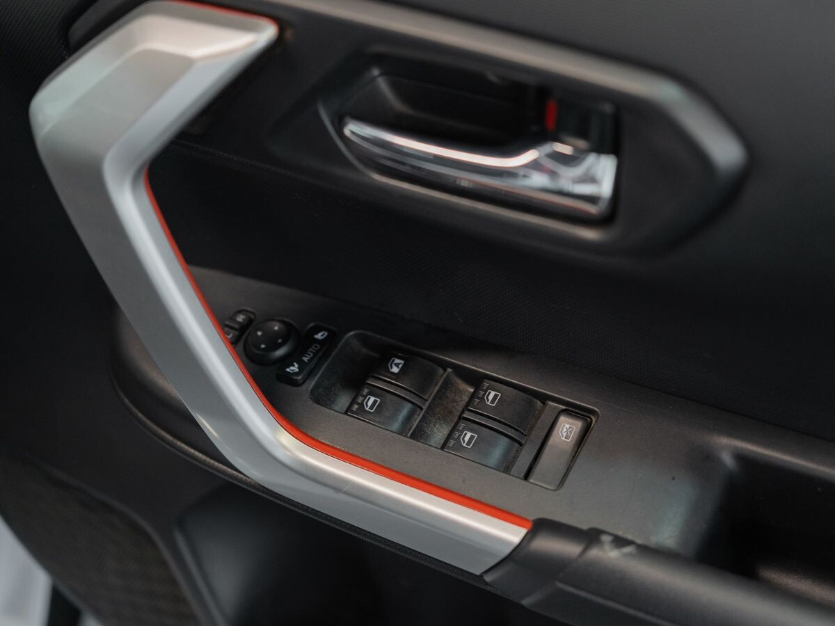 Toyota Raize 2020 - фото автомобиля