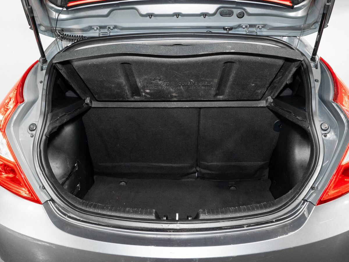Hyundai Solaris 2016 - фото автомобиля