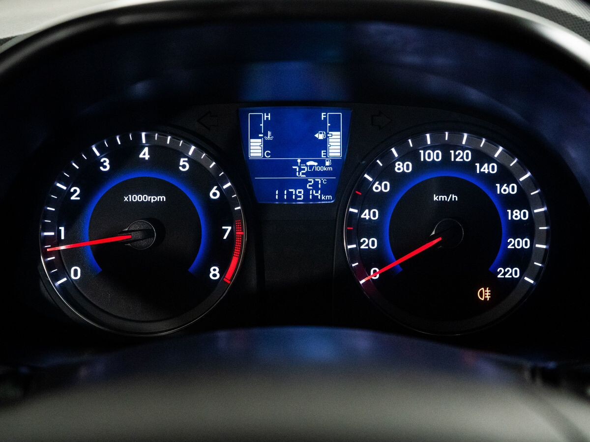 Hyundai Solaris 2016 - фото автомобиля