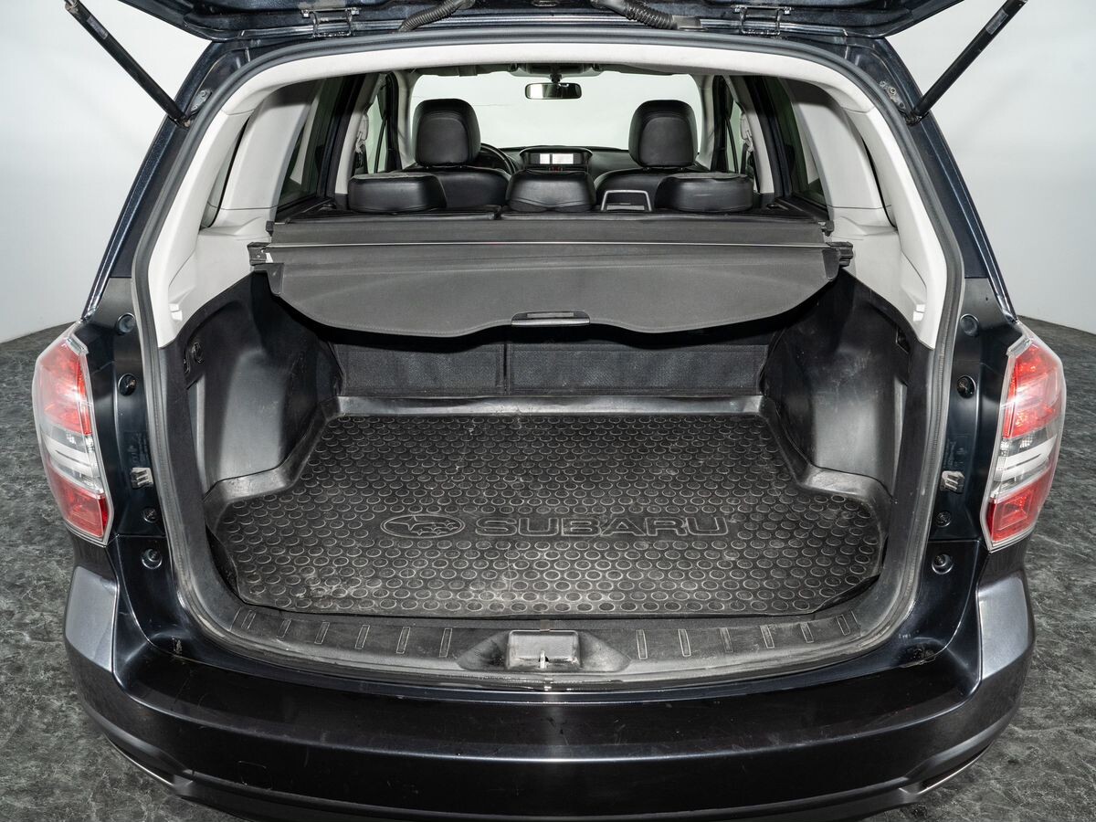 Subaru Forester 2013 - фото автомобиля