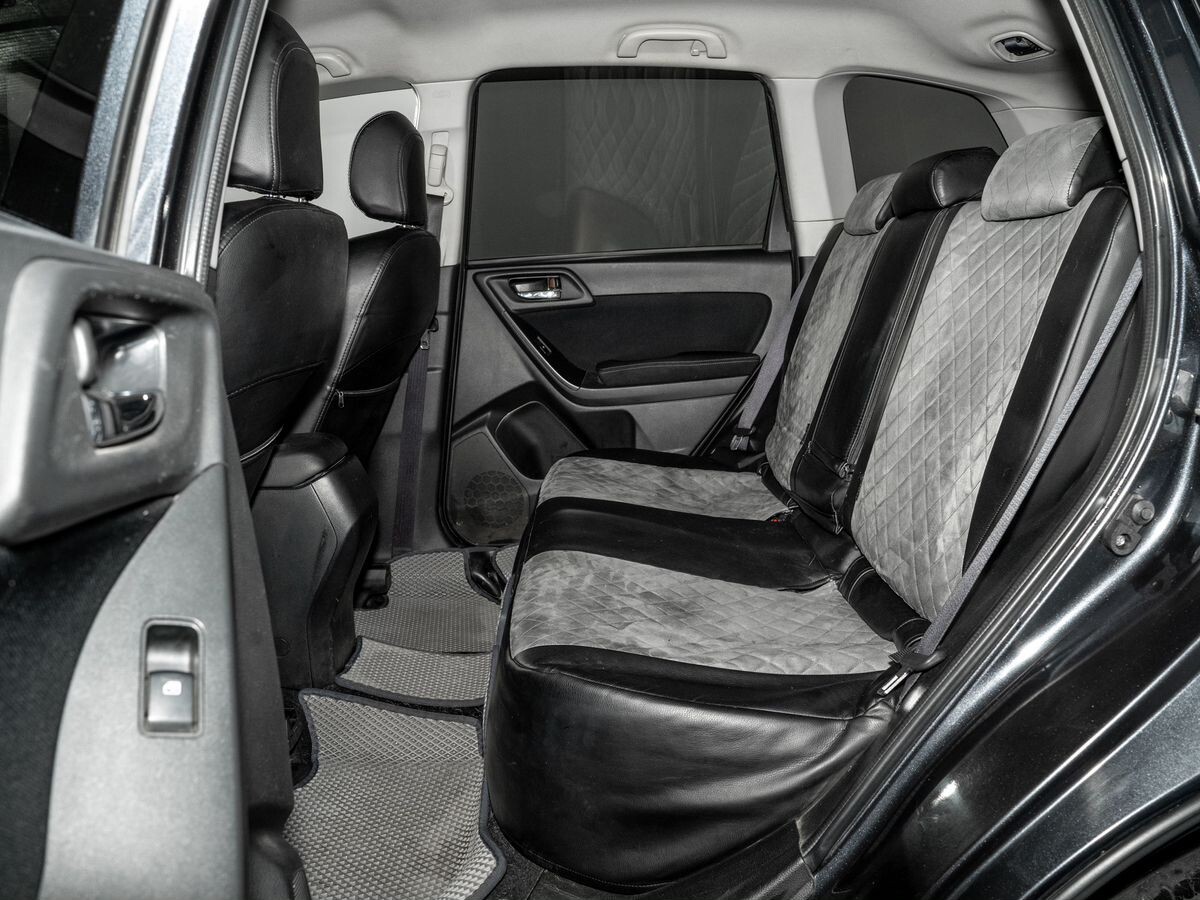 Subaru Forester 2013 - фото автомобиля