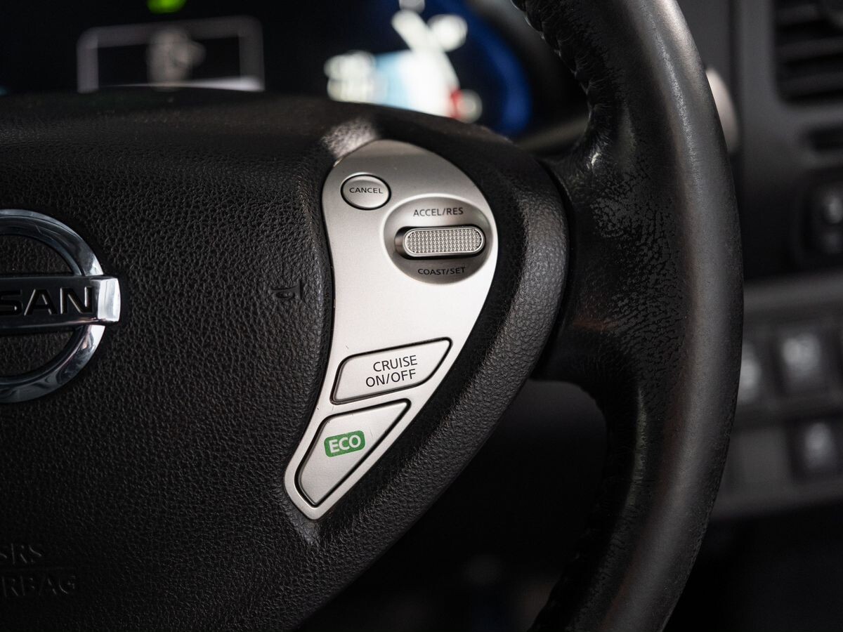Nissan Leaf 2014 - фото автомобиля