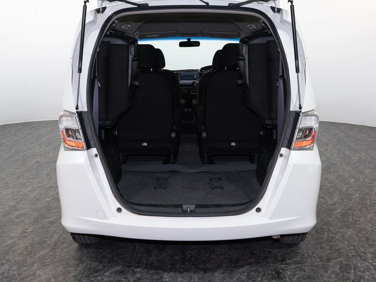 Honda Freed 2013 - фото автомобиля