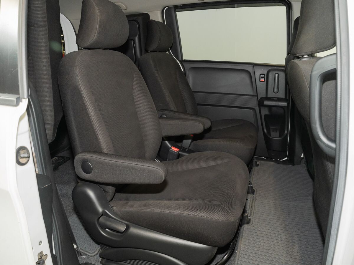 Honda Freed 2013 - фото автомобиля