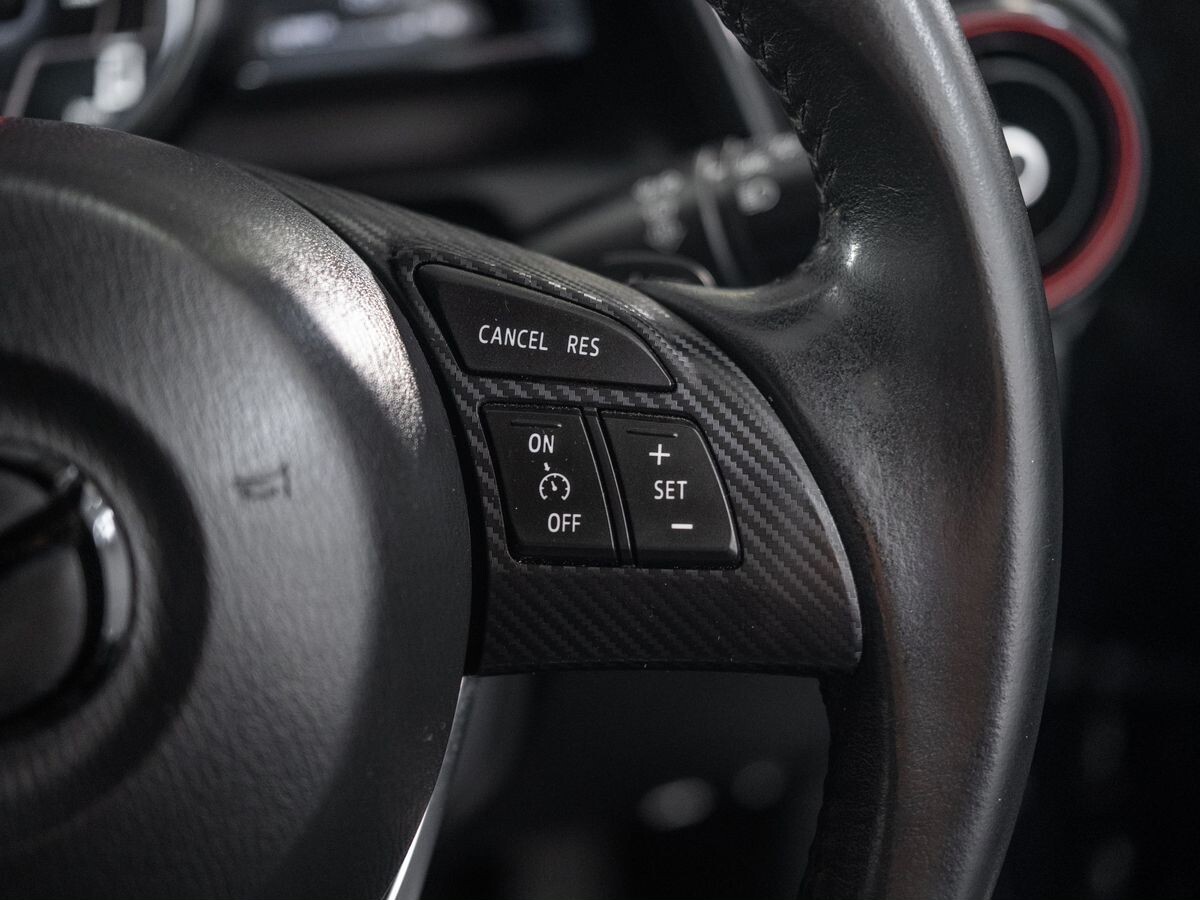 Mazda CX-3 2015 - фото автомобиля