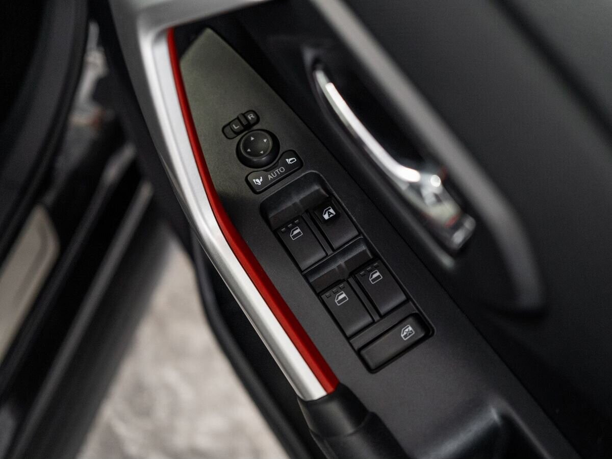 Daihatsu Rocky 2019 - фото автомобиля