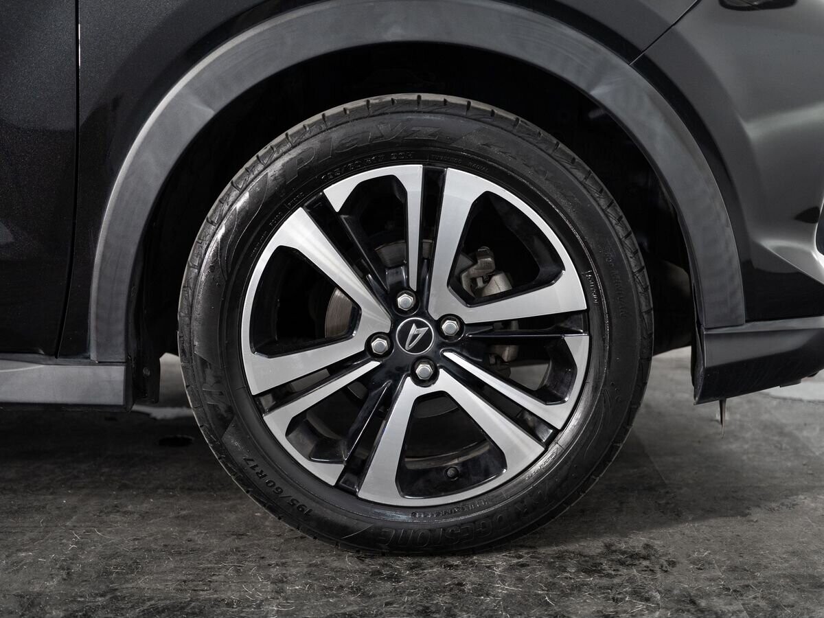 Daihatsu Rocky 2019 - фото автомобиля