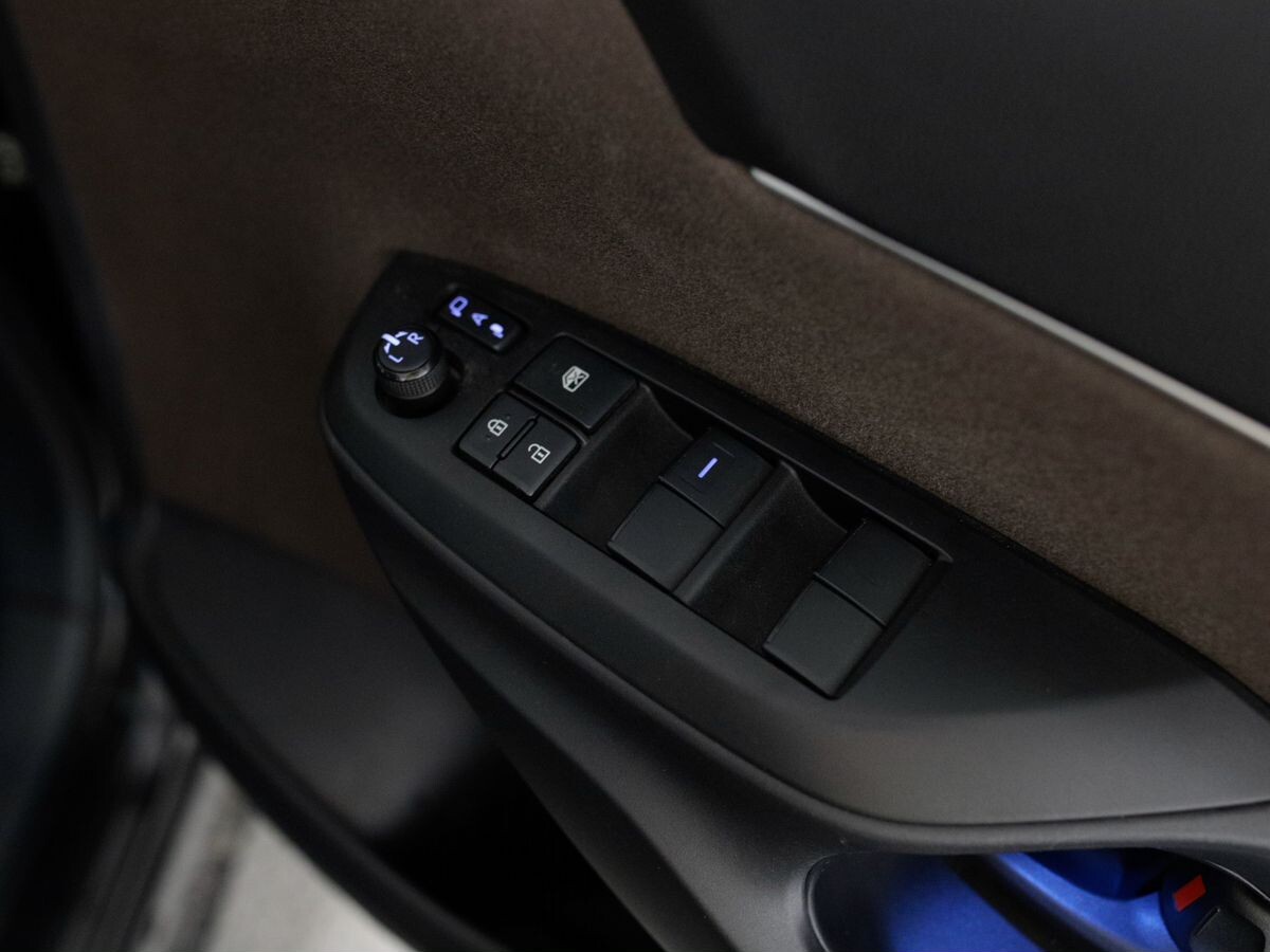 Toyota Yaris Cross 2021 - фото автомобиля