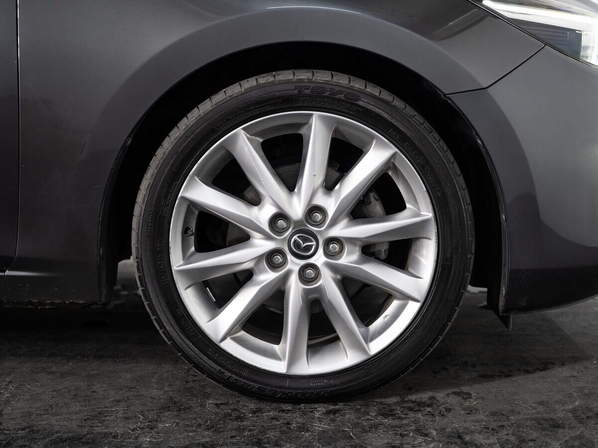 Mazda Axela 2017 - фото автомобиля