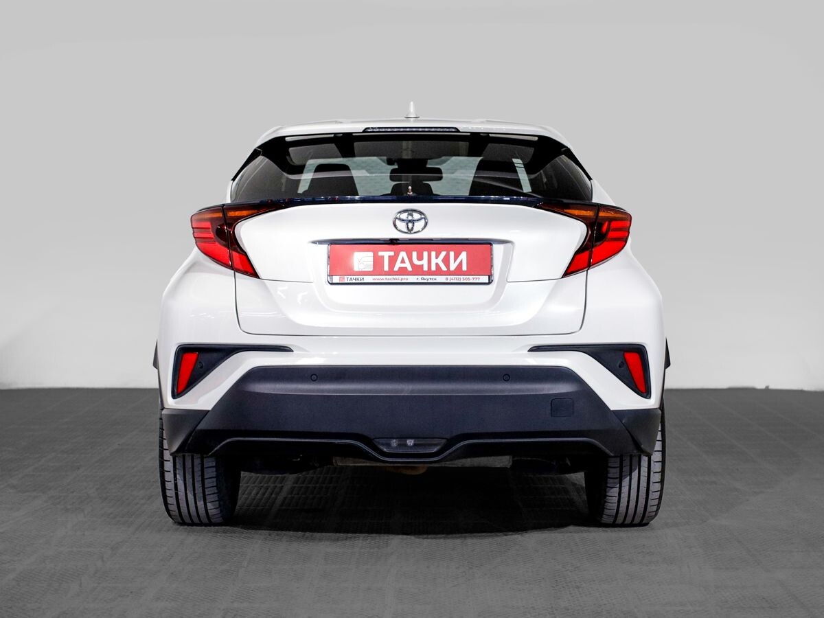 Toyota C-HR 2020 - фото автомобиля