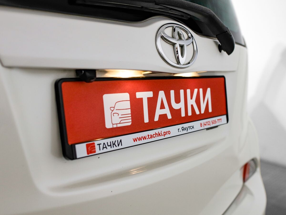 Toyota Ractis 2011 - фото автомобиля