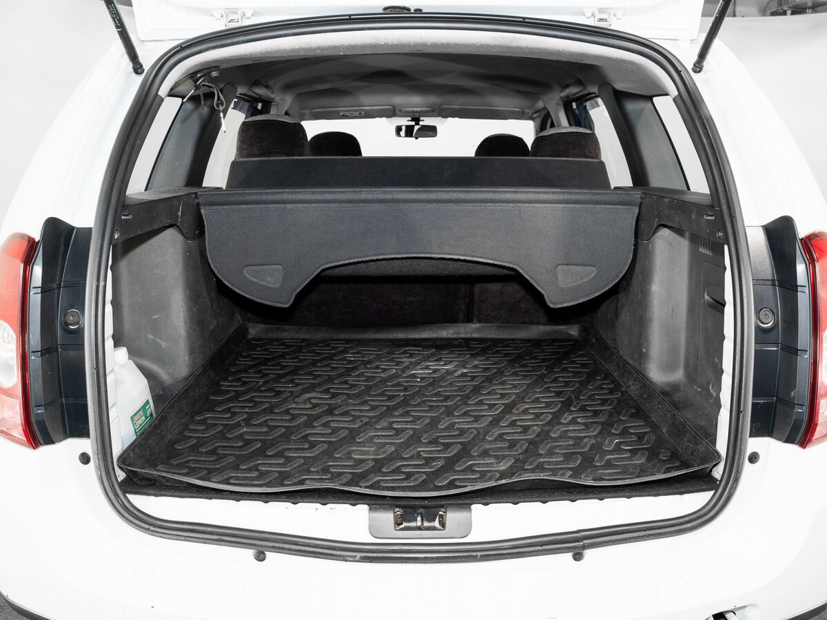 Renault Duster 2013 - фото автомобиля
