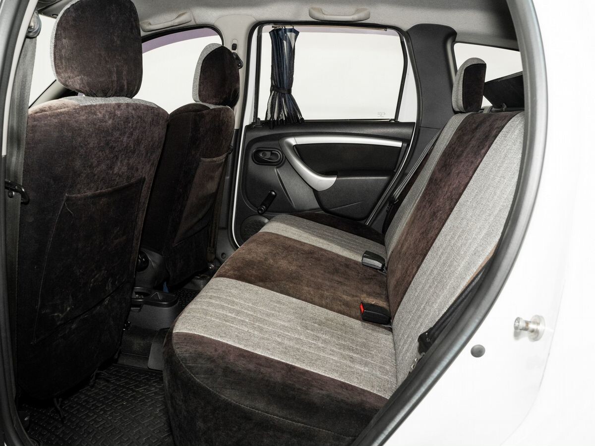 Renault Duster 2013 - фото автомобиля