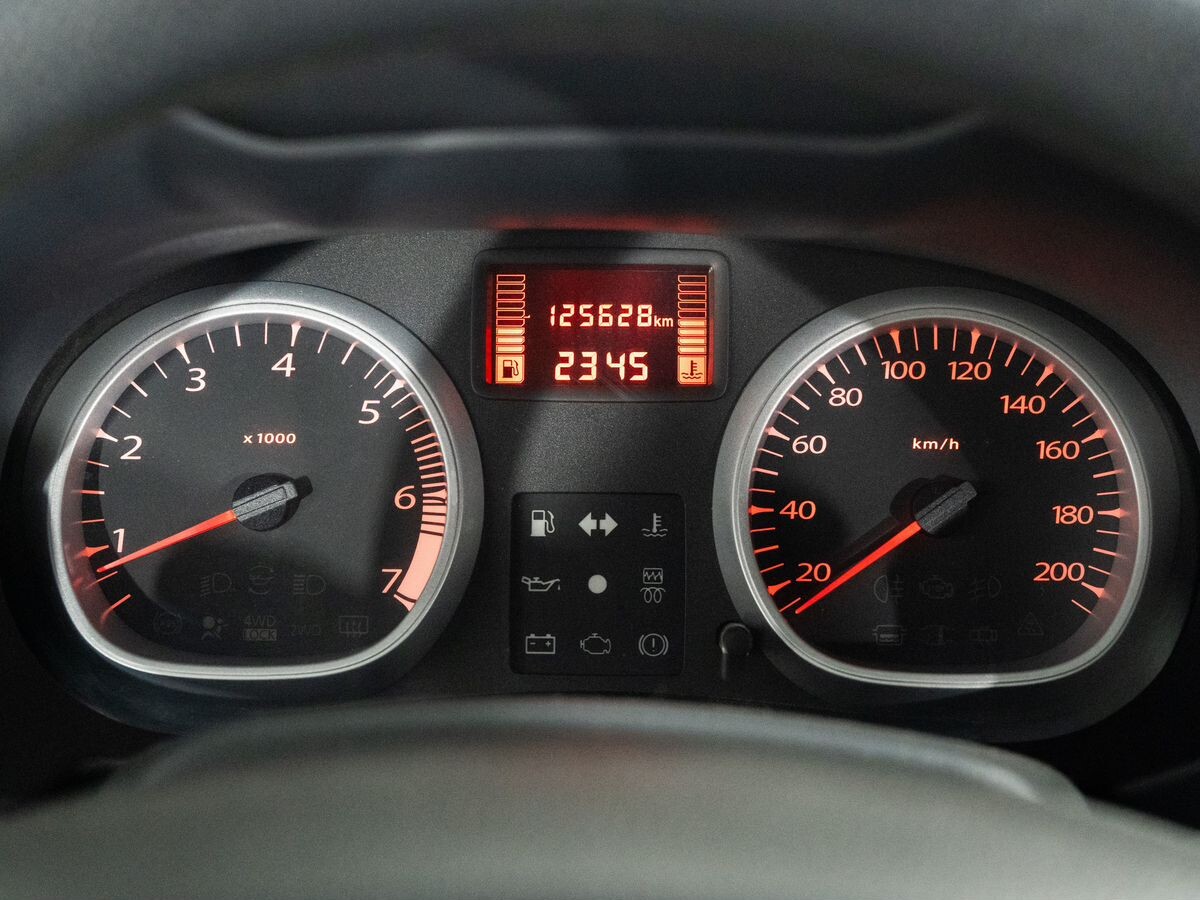Renault Duster 2013 - фото автомобиля