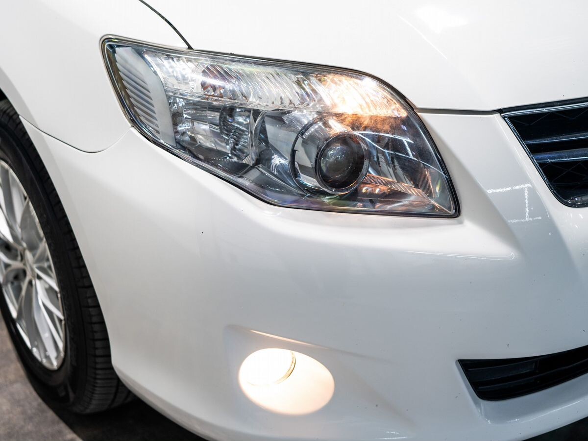 Toyota Corolla Fielder 2010 - фото автомобиля