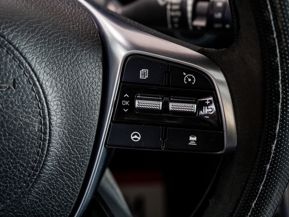 Kia Mohave 2020 - фото автомобиля