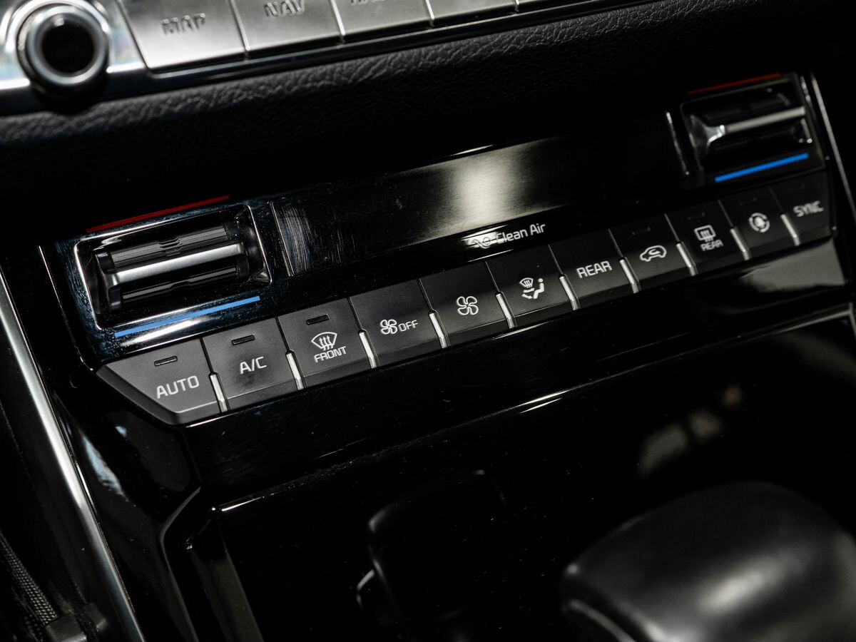 Kia Mohave 2020 - фото автомобиля