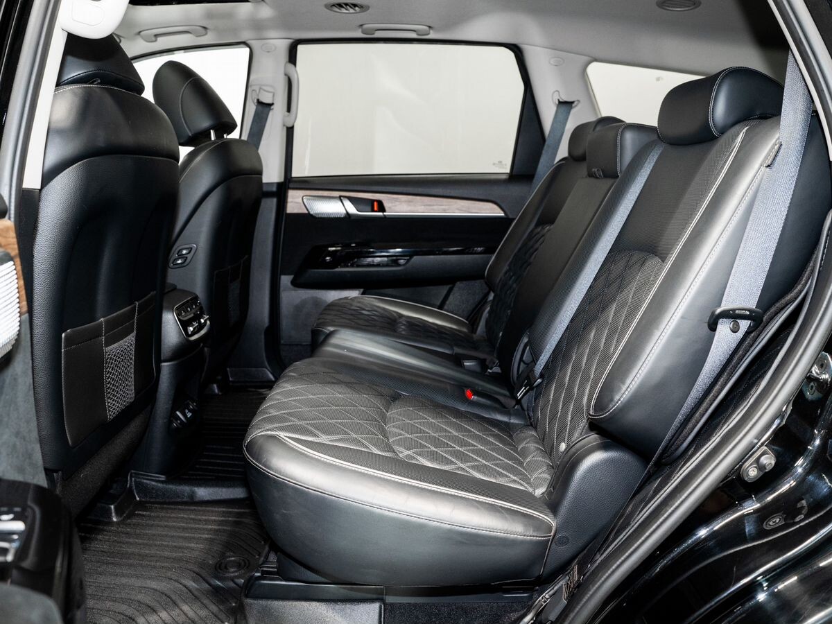 Kia Mohave 2020 - фото автомобиля