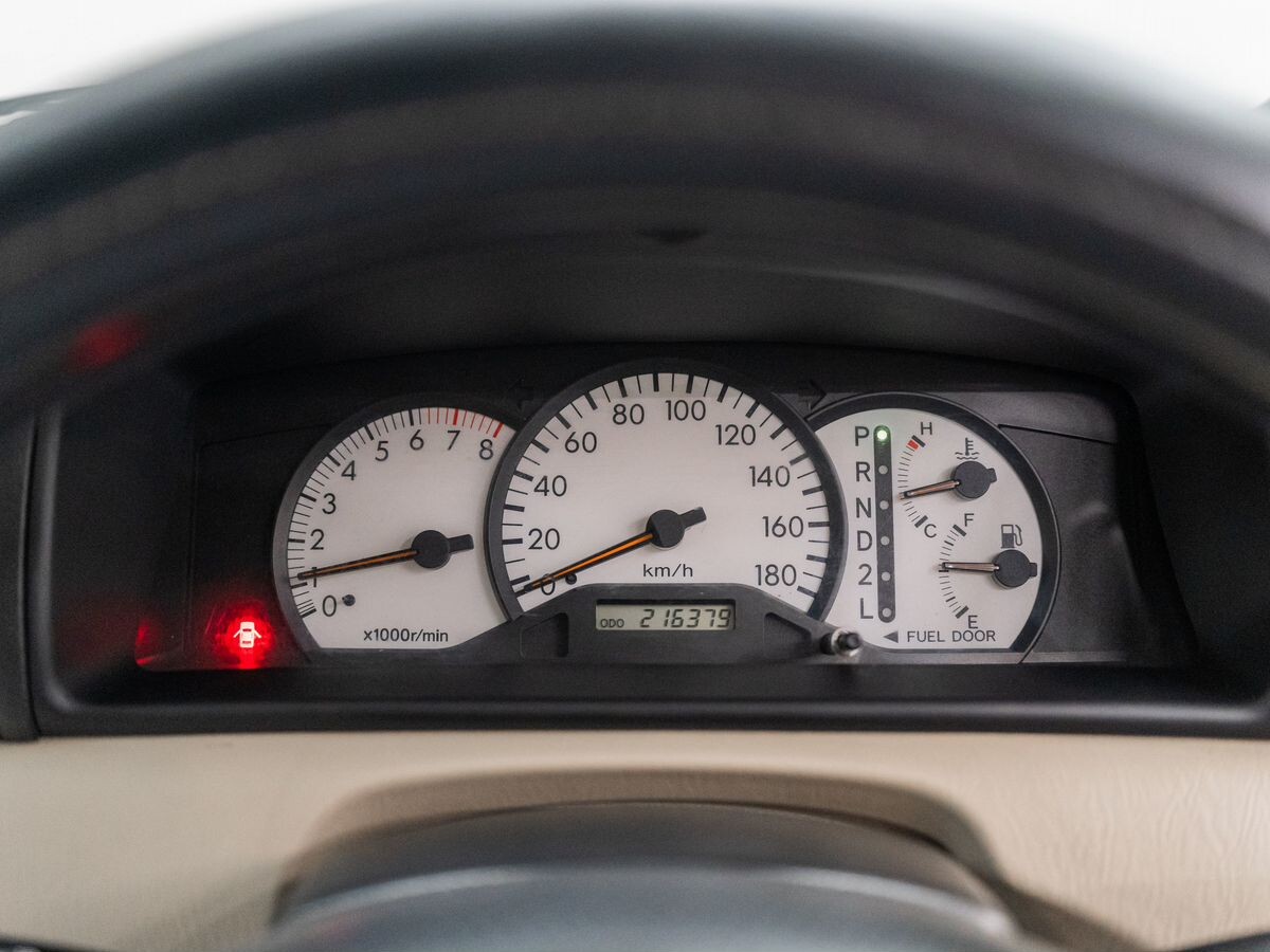 Toyota Corolla Runx 2002 - фото автомобиля