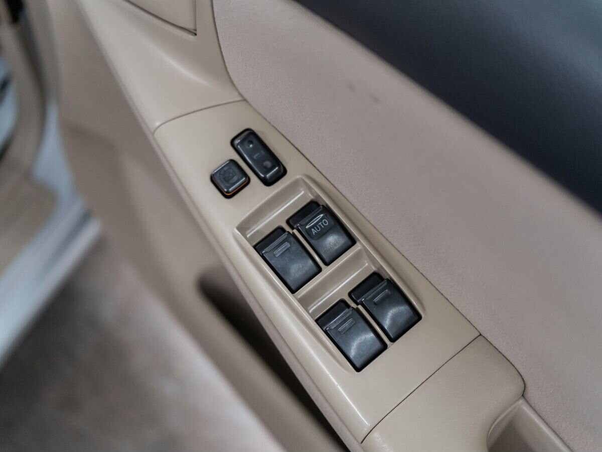 Toyota Corolla Runx 2002 - фото автомобиля