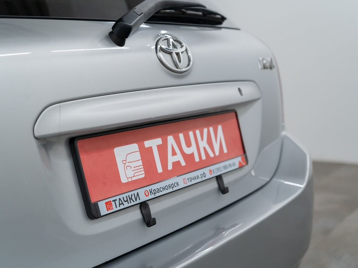 Toyota Corolla Runx 2002 - фото автомобиля