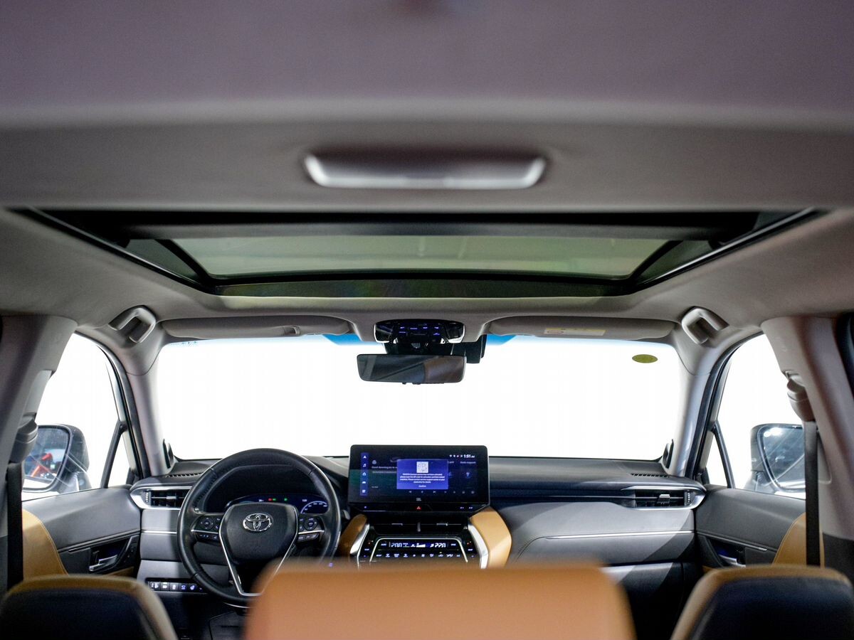 Toyota Venza 2022 - фото автомобиля