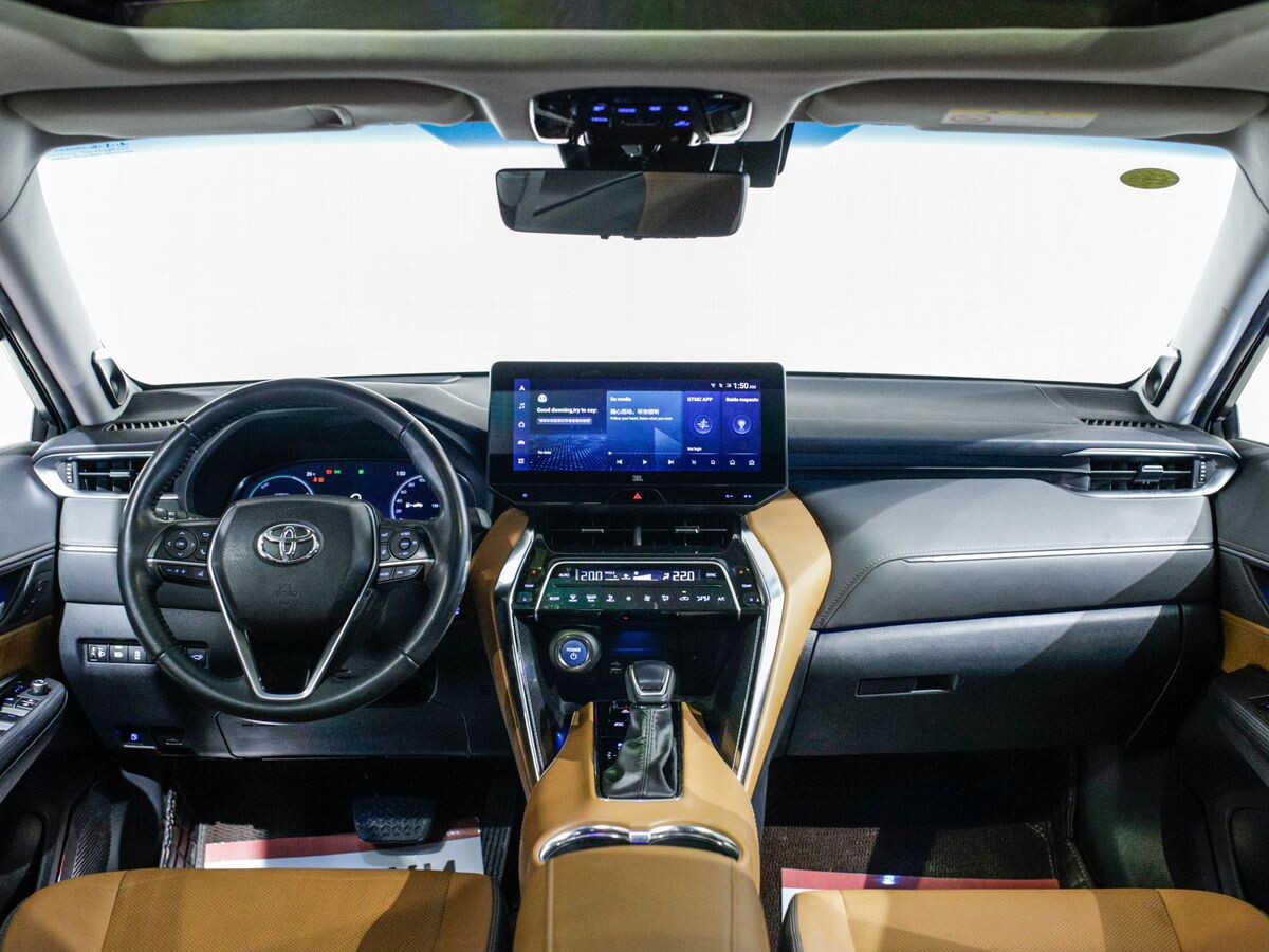 Toyota Venza 2022 - фото автомобиля