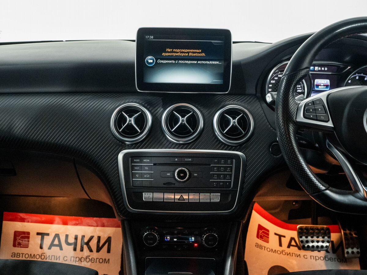 Mercedes-Benz A-Class 2016 - фото автомобиля
