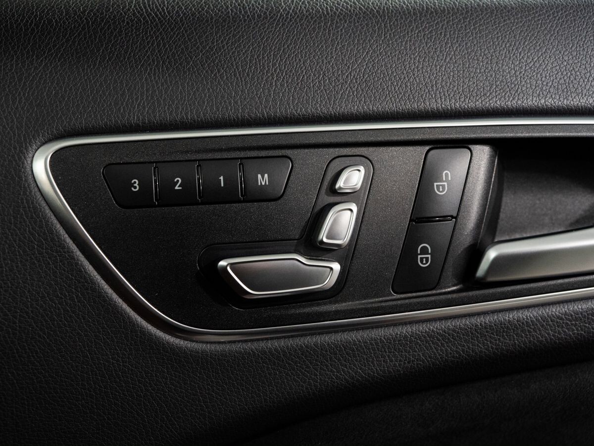 Mercedes-Benz A-Class 2016 - фото автомобиля